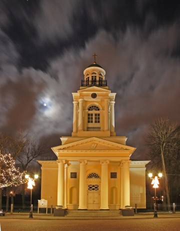 Ventspils Sv. Nikolaja ev. lut. baznica   Foto: www.poga.lv